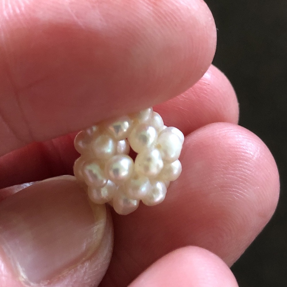 Pearl cluster pendant